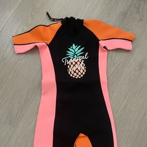 Zara kids green yellow neoprene short sleeve wetsuit